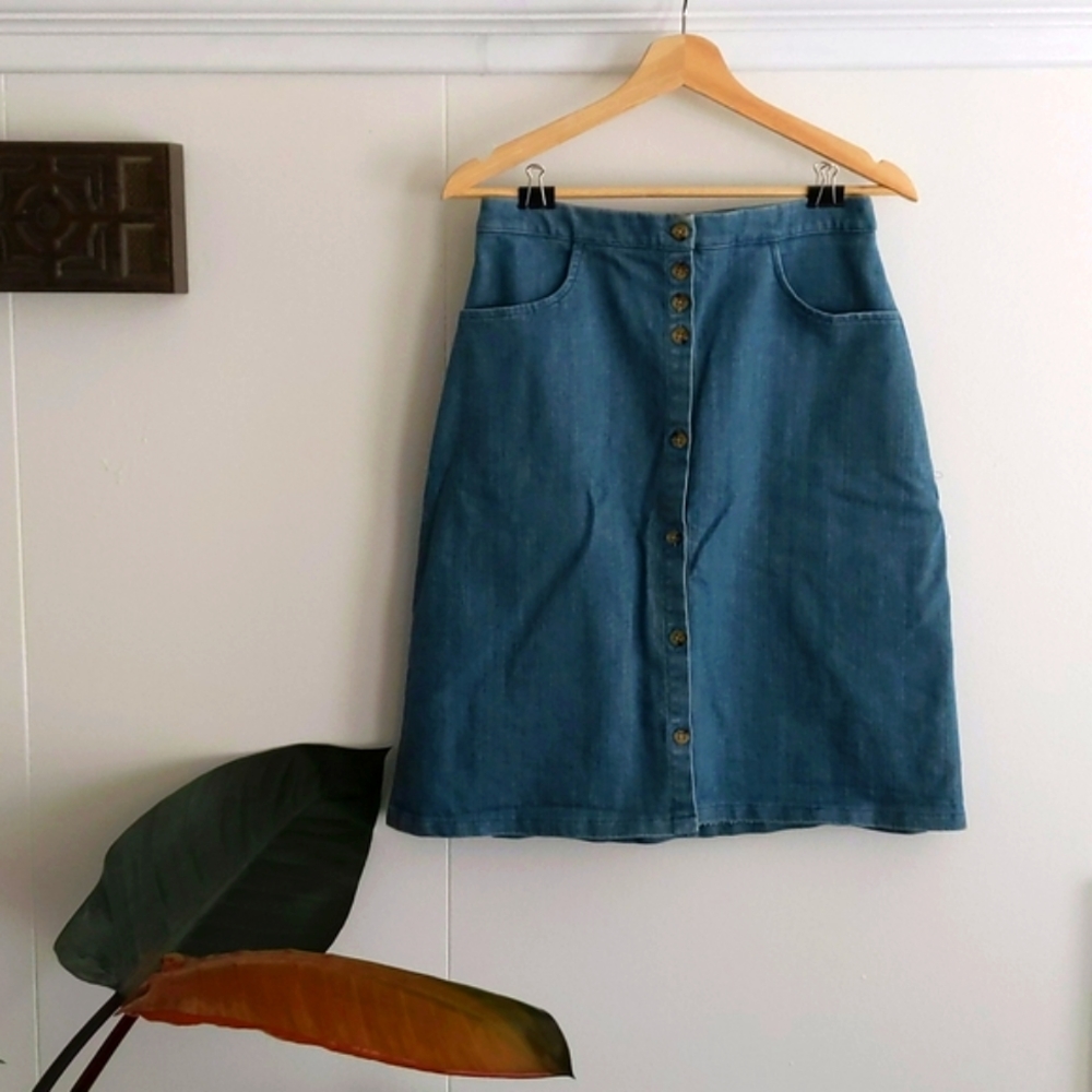 Loup Denim Button Front Skirt in M